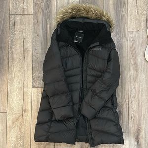Marmot Women’s down parka